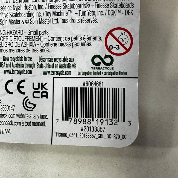 Tech Deck Blind Black Common Skateboard Fingerboard New - Picture 6 of 10